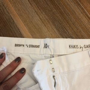 Gap white ribbed khaki